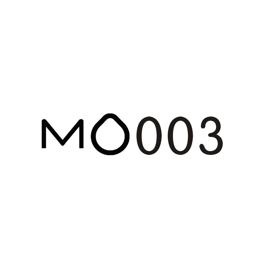 MO003