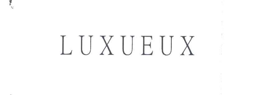 LUXUEUX