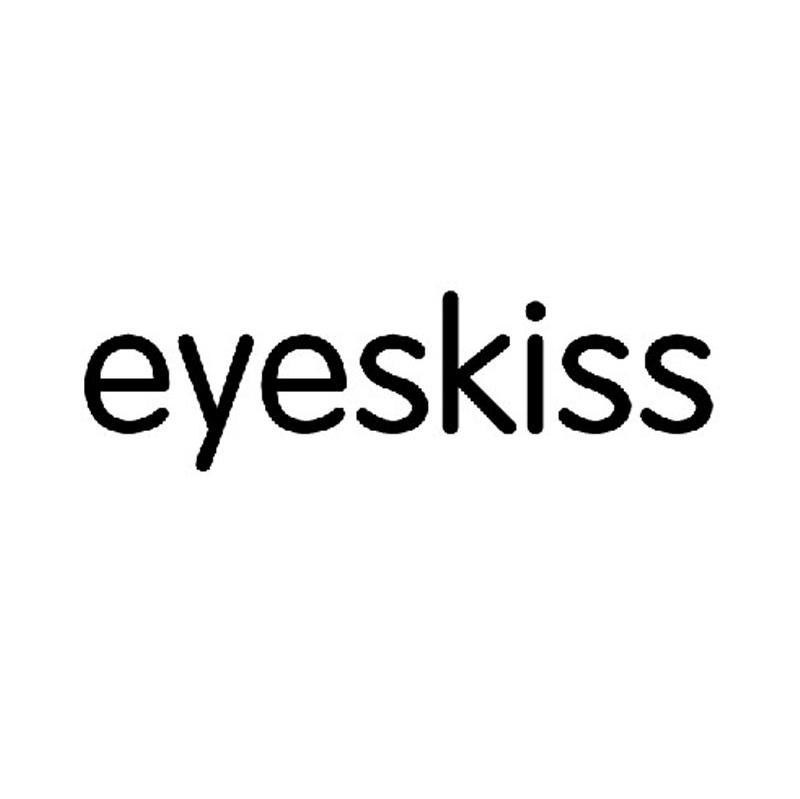 EYESKISS