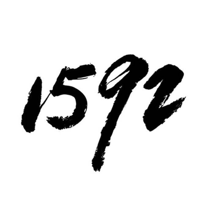 1592
