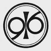 916